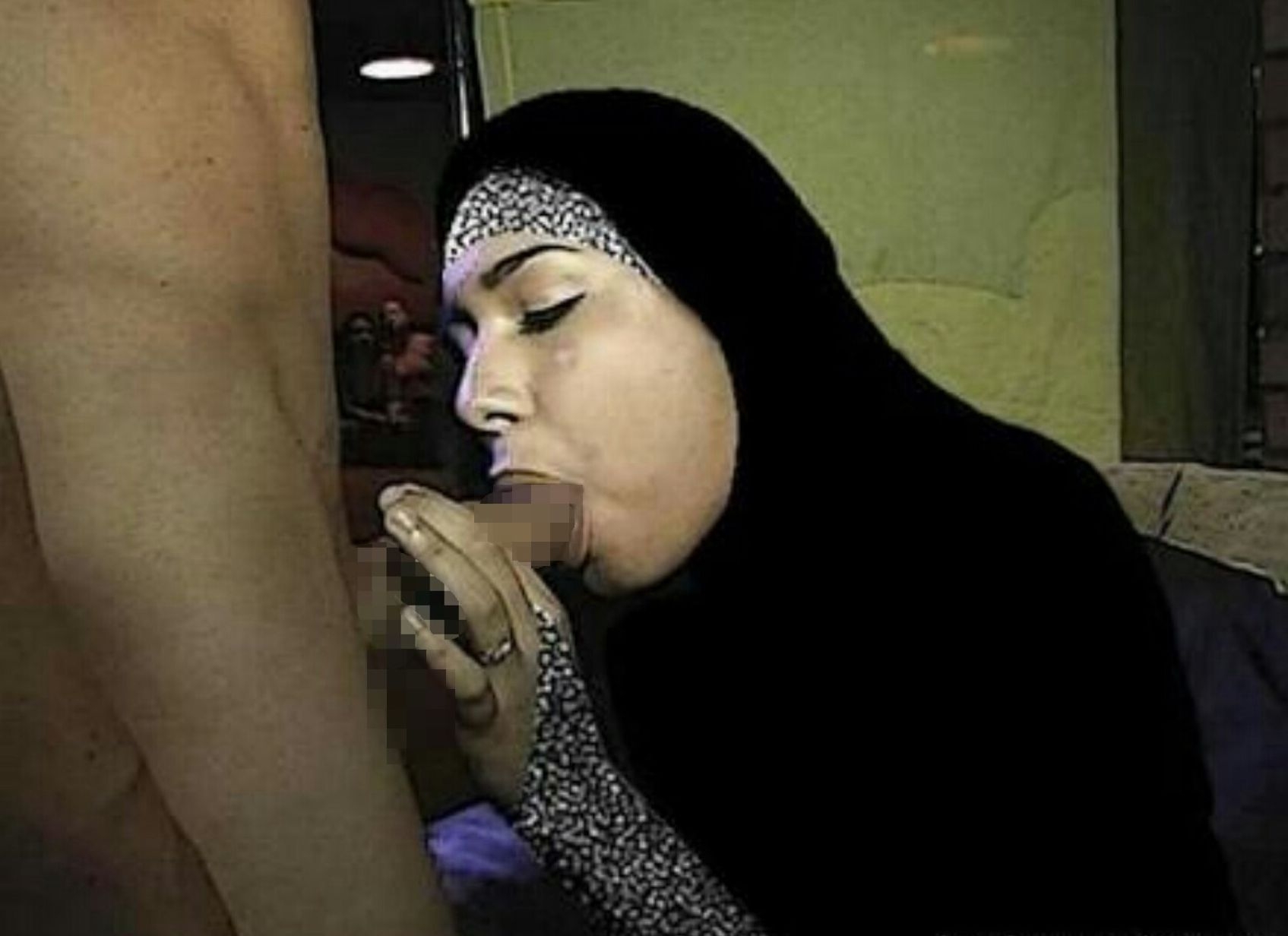 Arab egyptian deep throat blowjob fucked