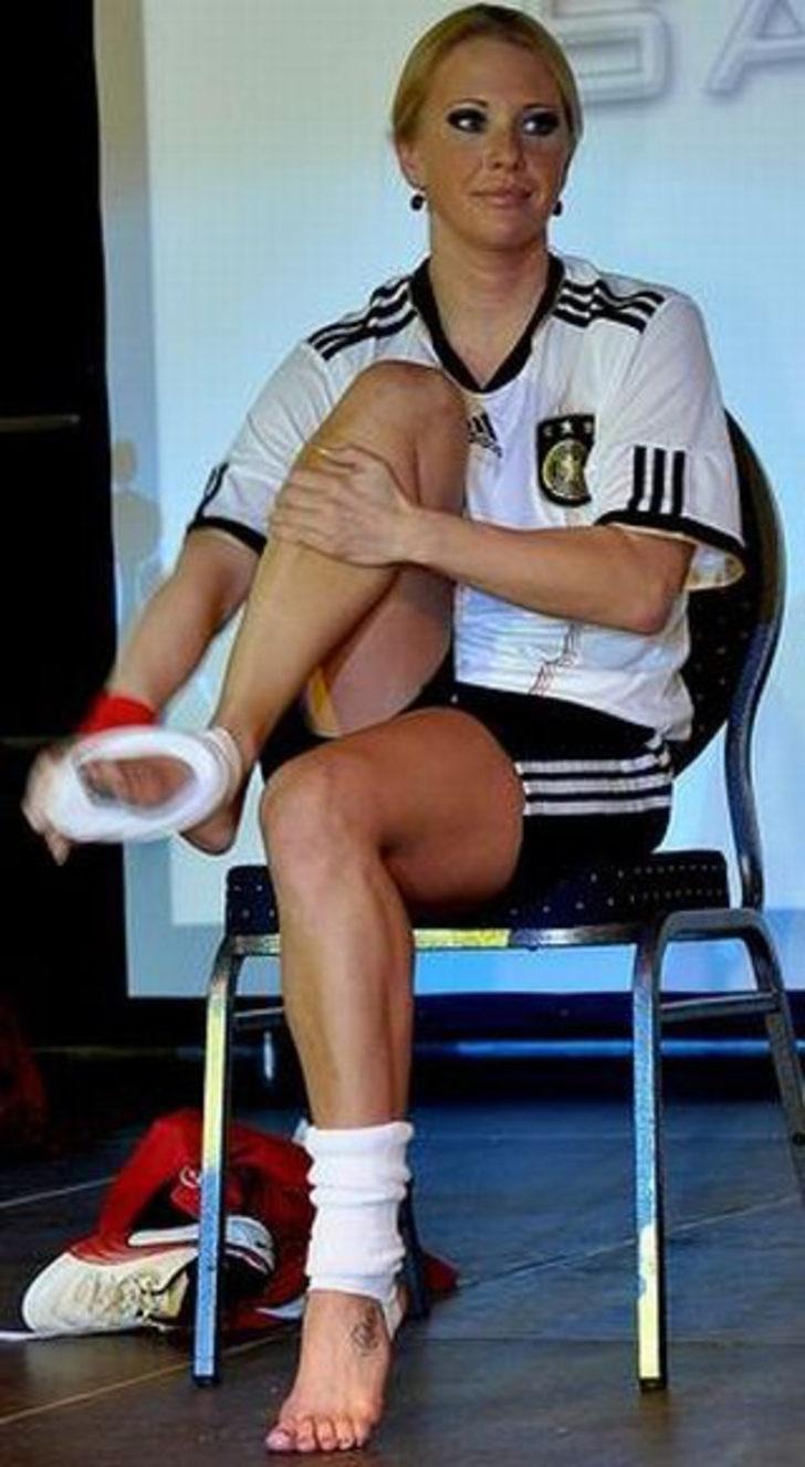 Football player Eva Rob