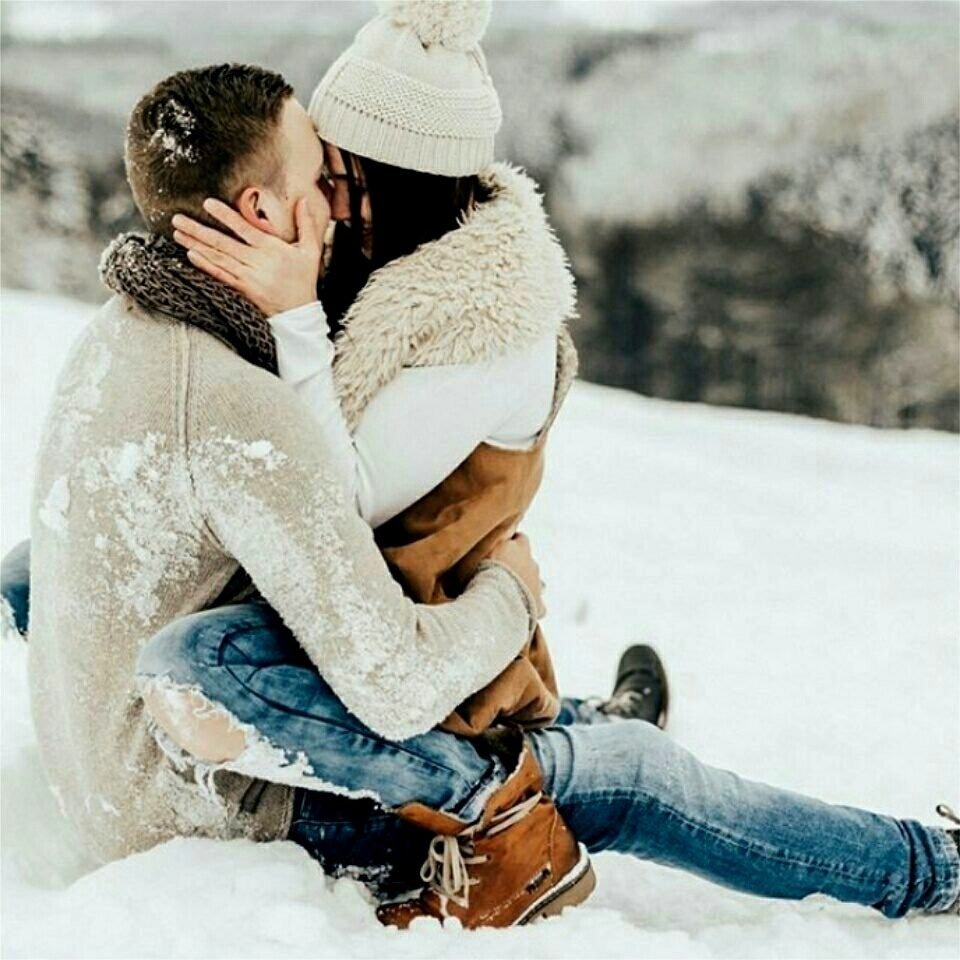 Lovers in the snow