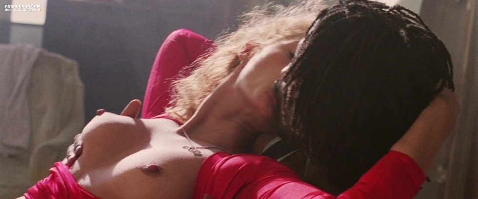 Shogels 1995 Elizabeth Berkeley naked