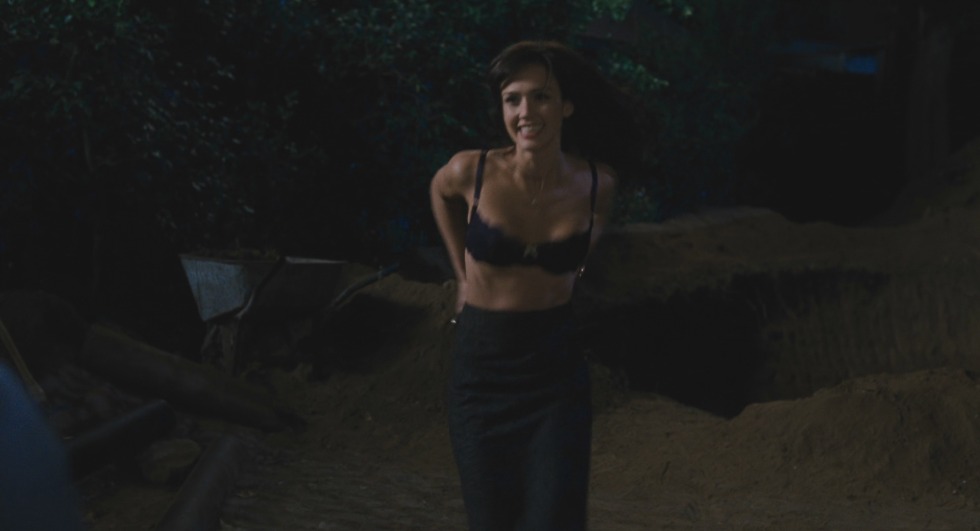 Jessica Alba Intimate scenes