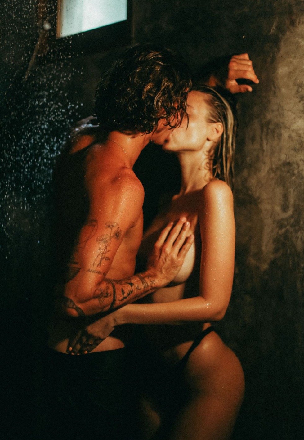 Polina Malinovskaya naked