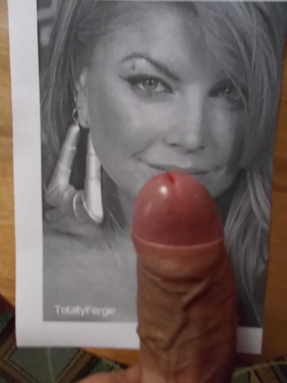 Charlotte McKinni photo naked