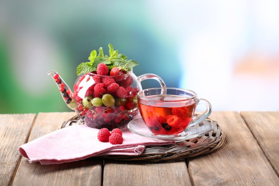 Tea with fruits and berries