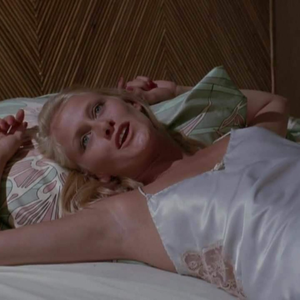 Andrea Thompson Breasts on Nypd Blue