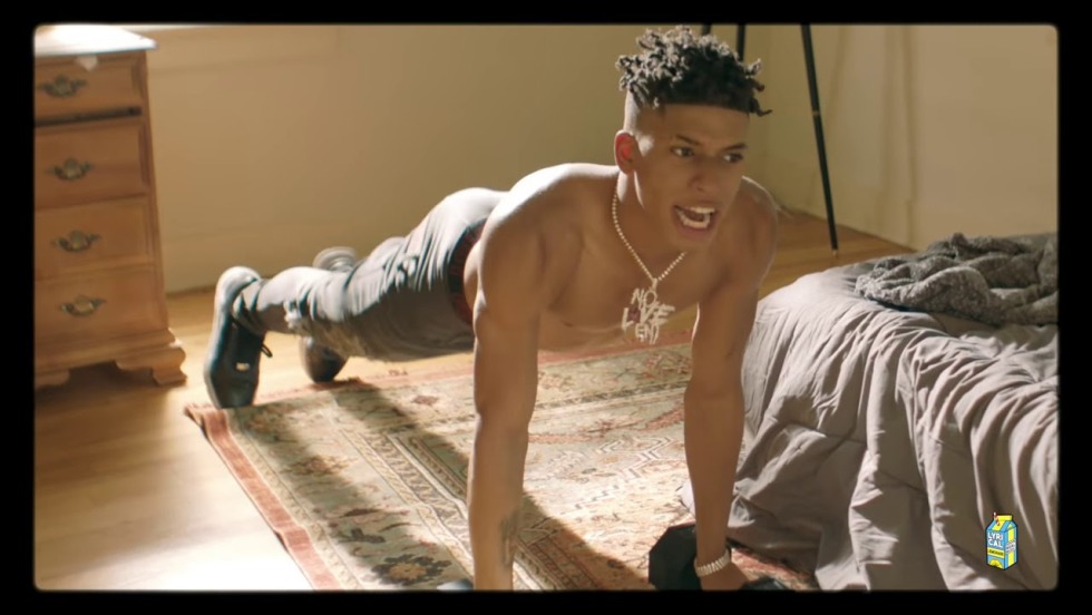 Drawn noodles of wok