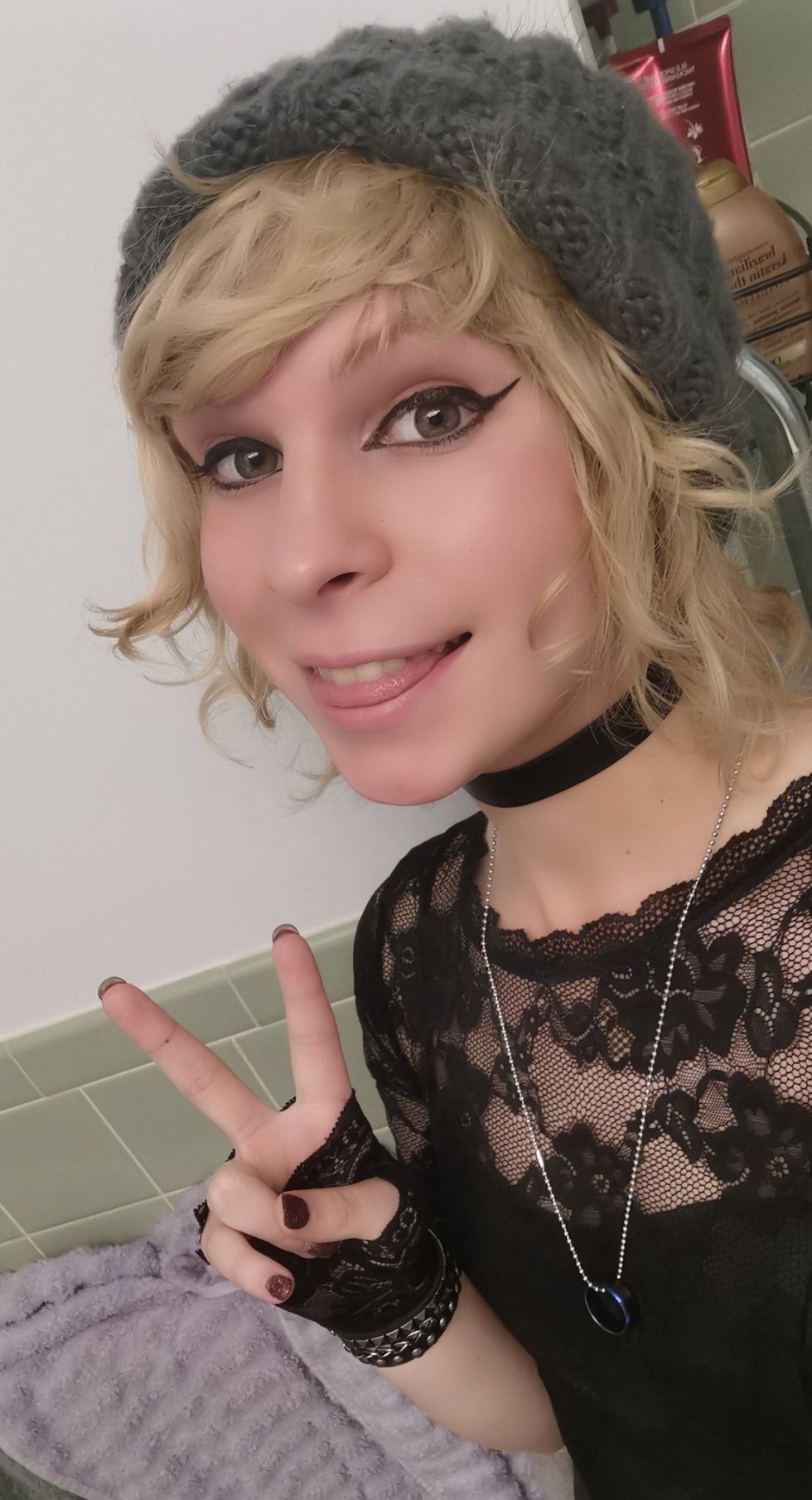 Rosie Danvers Naked Pussy Close -up