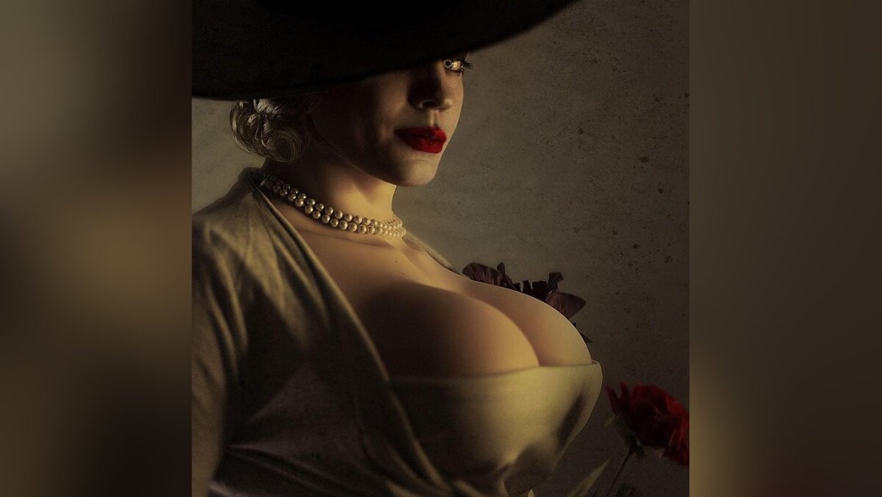 Resident Evil Village Lady Dimitresu Cosplay