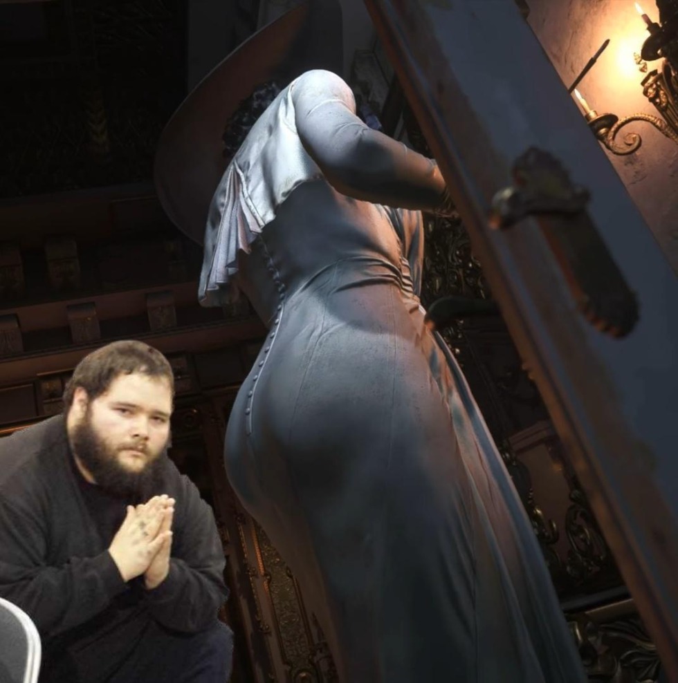 Lady Dimitrescu Resident Evil Ass