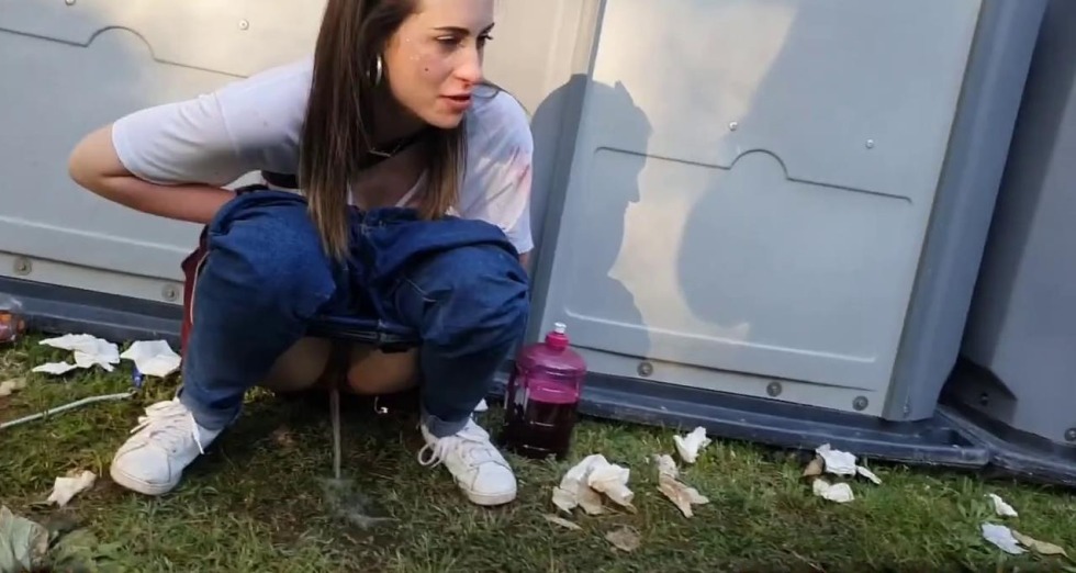 Women's pussy at festivals