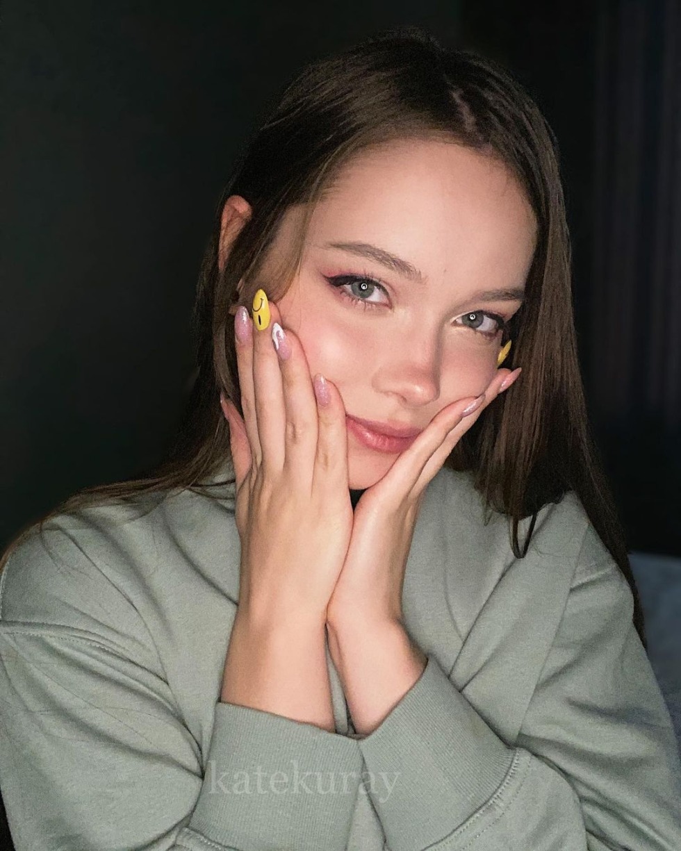 Kate Kurai Kate Kuray