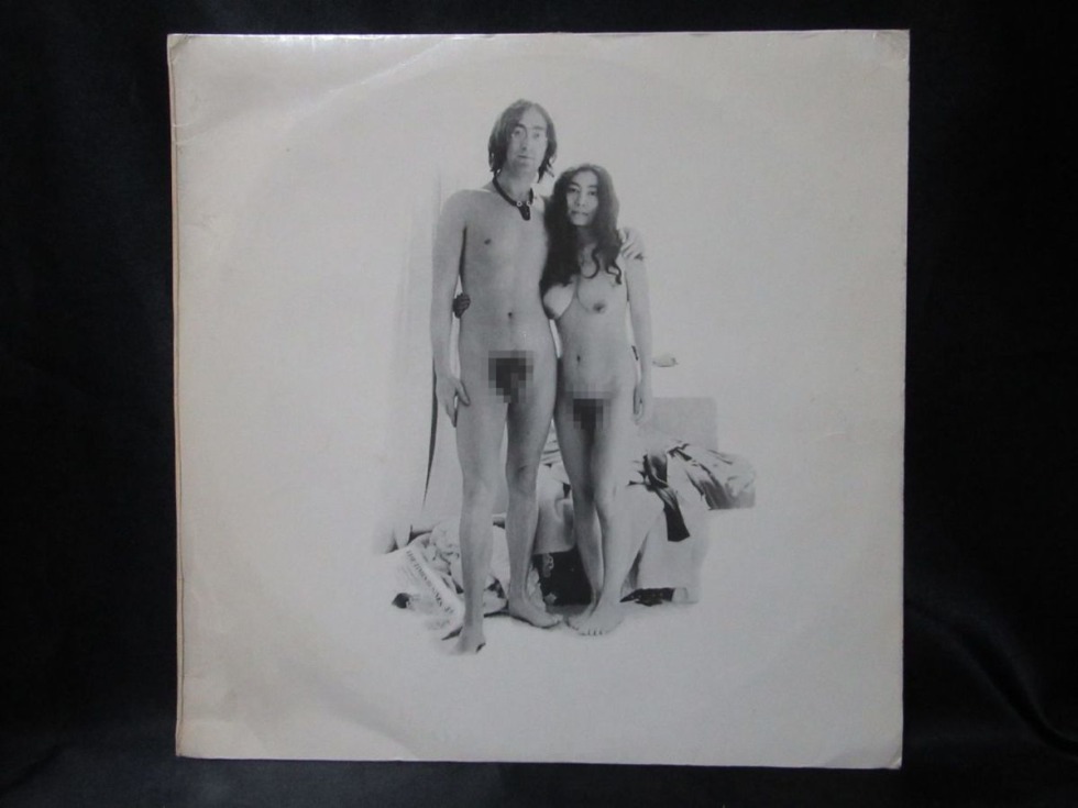 John Lennon and Yoko it is a photo shoot