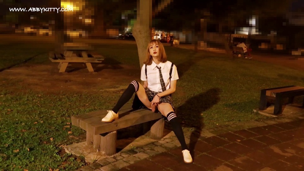 Abby Cross in red leggings sucks the guy member