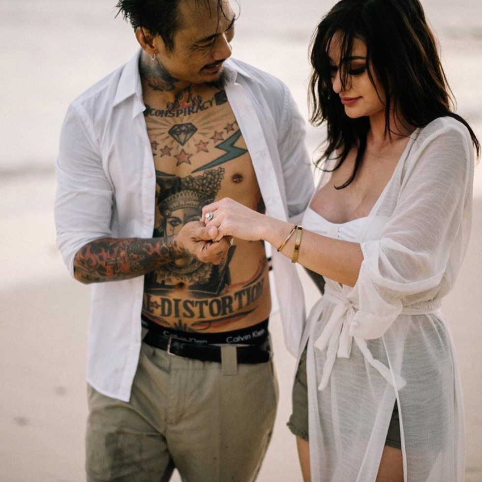 Andrew Minyard and Neil Josten Kiss