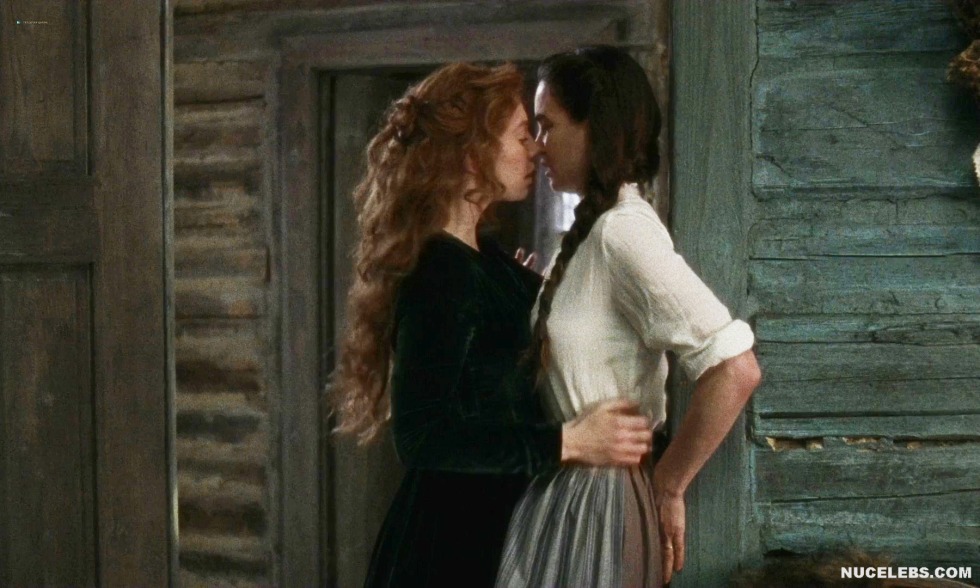 Katherine Waterston and Vanessa Kirby Kiss