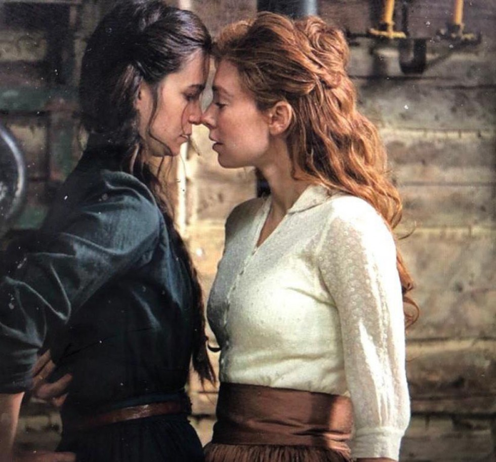 Vanessa Huppenkothen legs