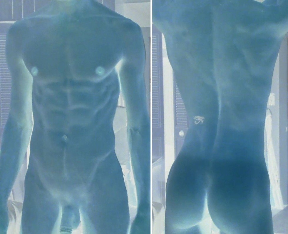 Dr. Manhattan Naked