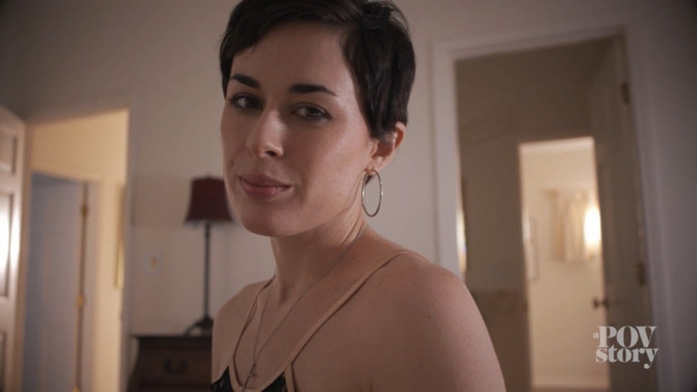 Olive Glass Housewife1on1