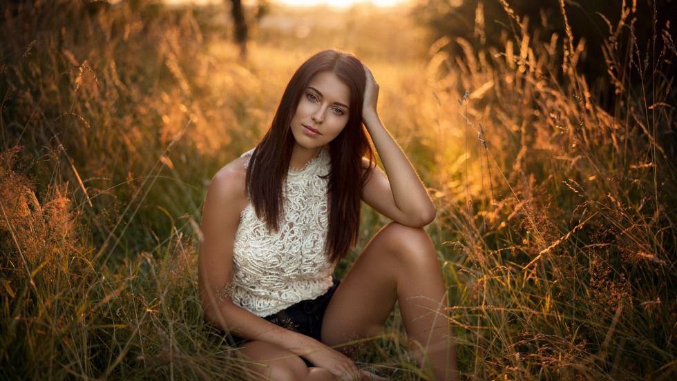 Asian girls in stockings