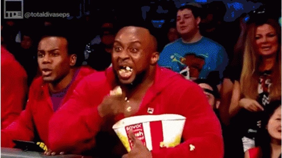 Negro with gifs popcorn