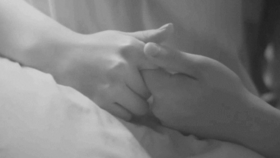 An isosceles triangle ABC with the base of the aircraft conducted Median AM