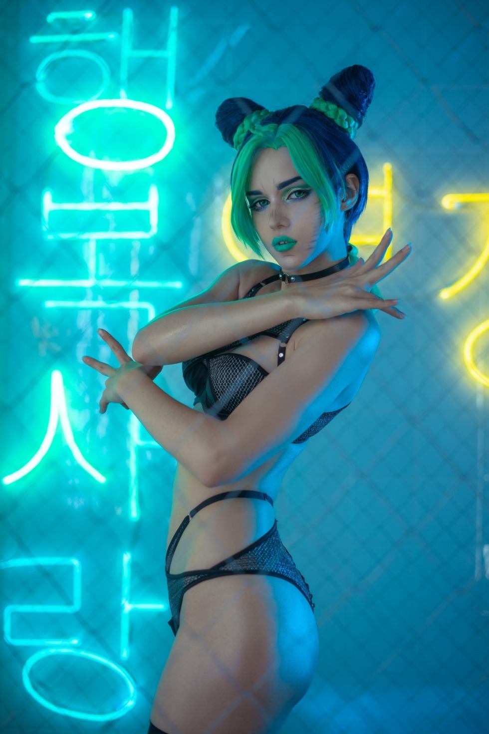 Sasha Shirogane-Sama Holland 18