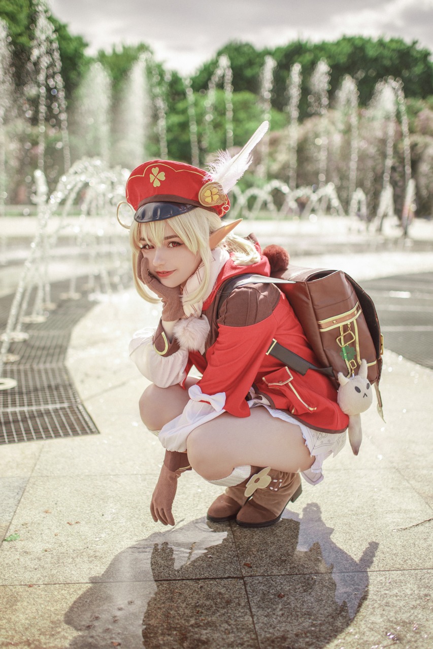 Klee Genshin cosplay