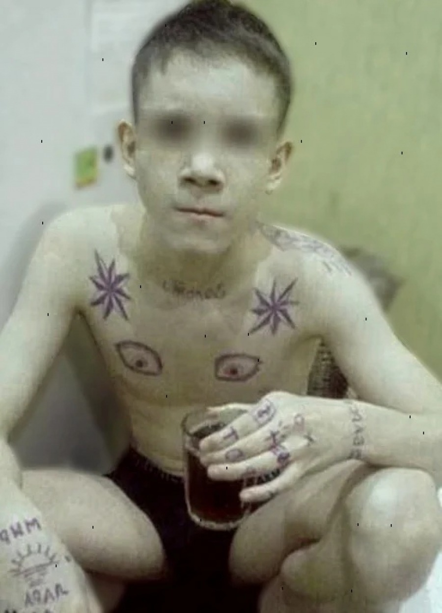 Mayakovsky smiles Mayakovsky laughs Mayakovsky mocking