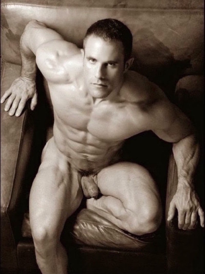 Bodybuilder Zeb Atlas Naked