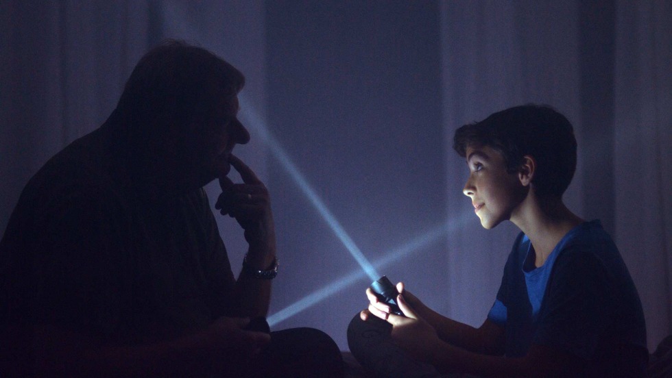 Forbidden children's photos of models on Av4us