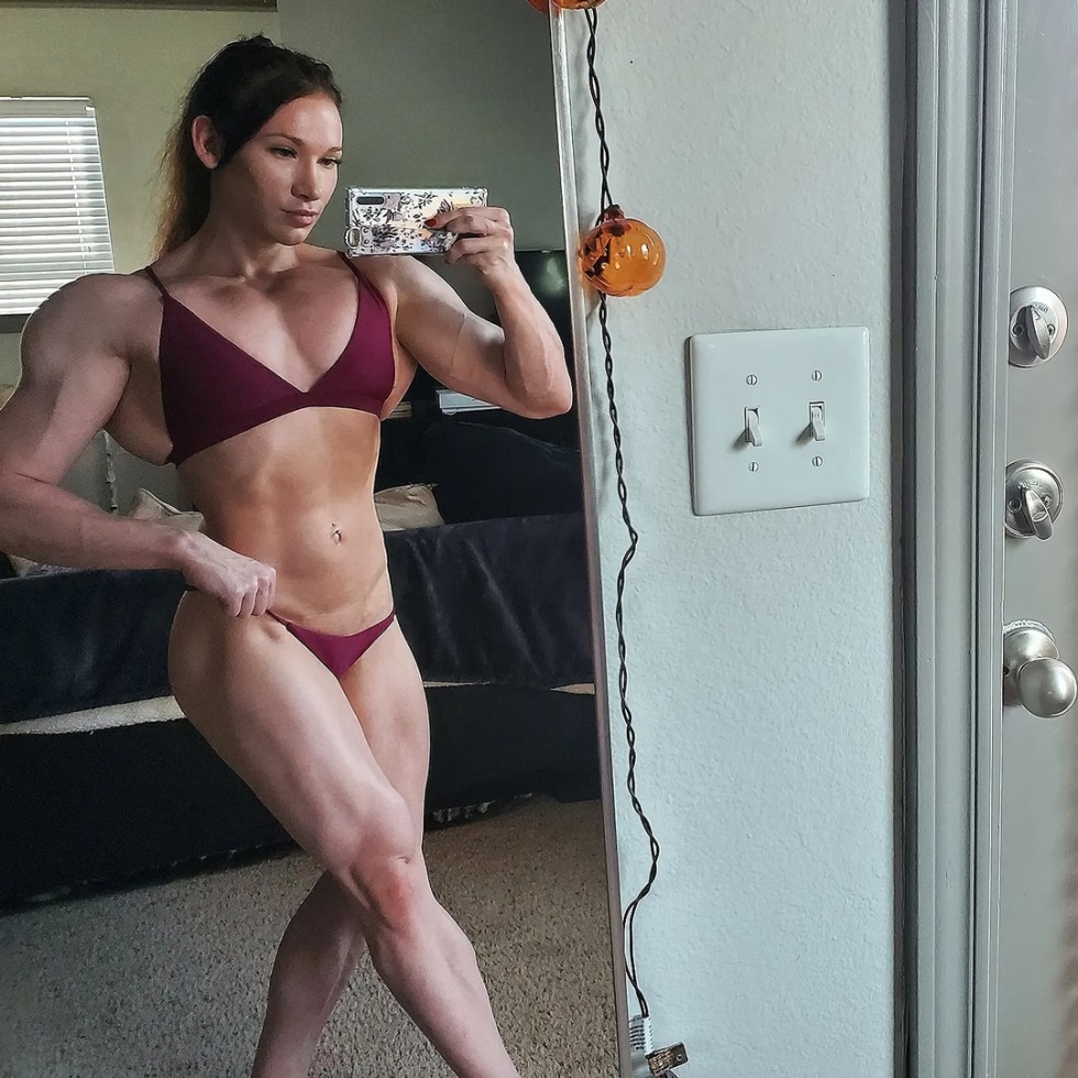 Hannah Hussein Height and Weight