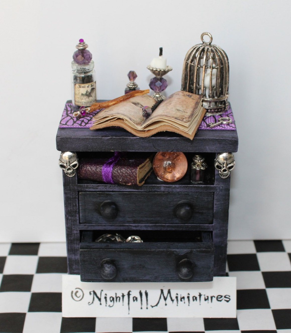 Puppet house for a witch