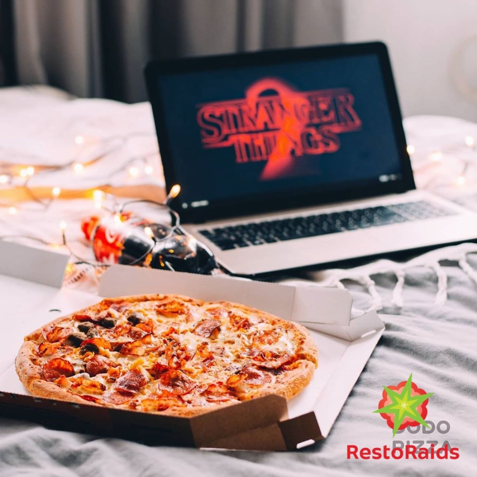Pizza and laptop