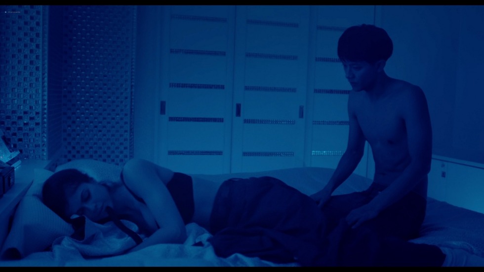 Alexandra Daddario Naked