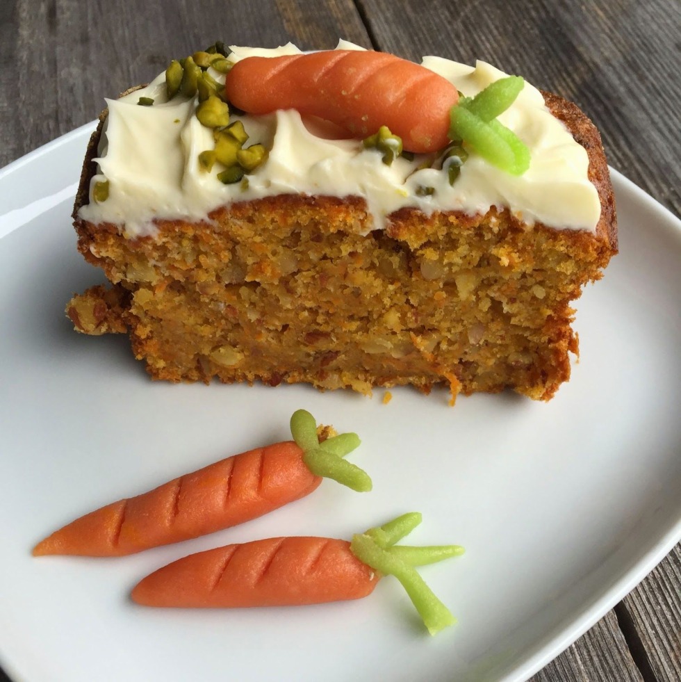 Carrot raw food cake