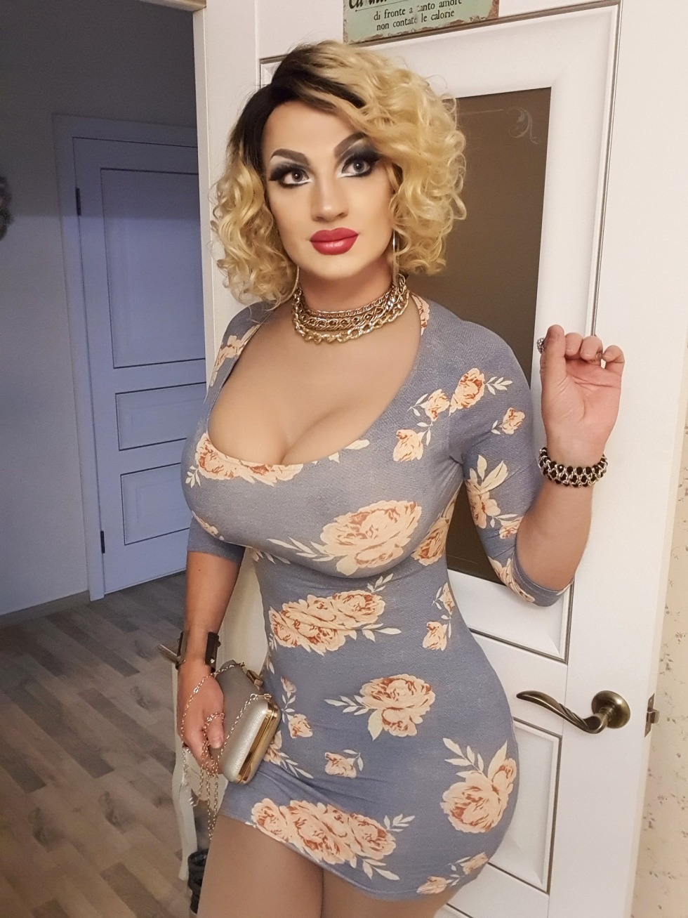 Travei Zhanna Lazarev