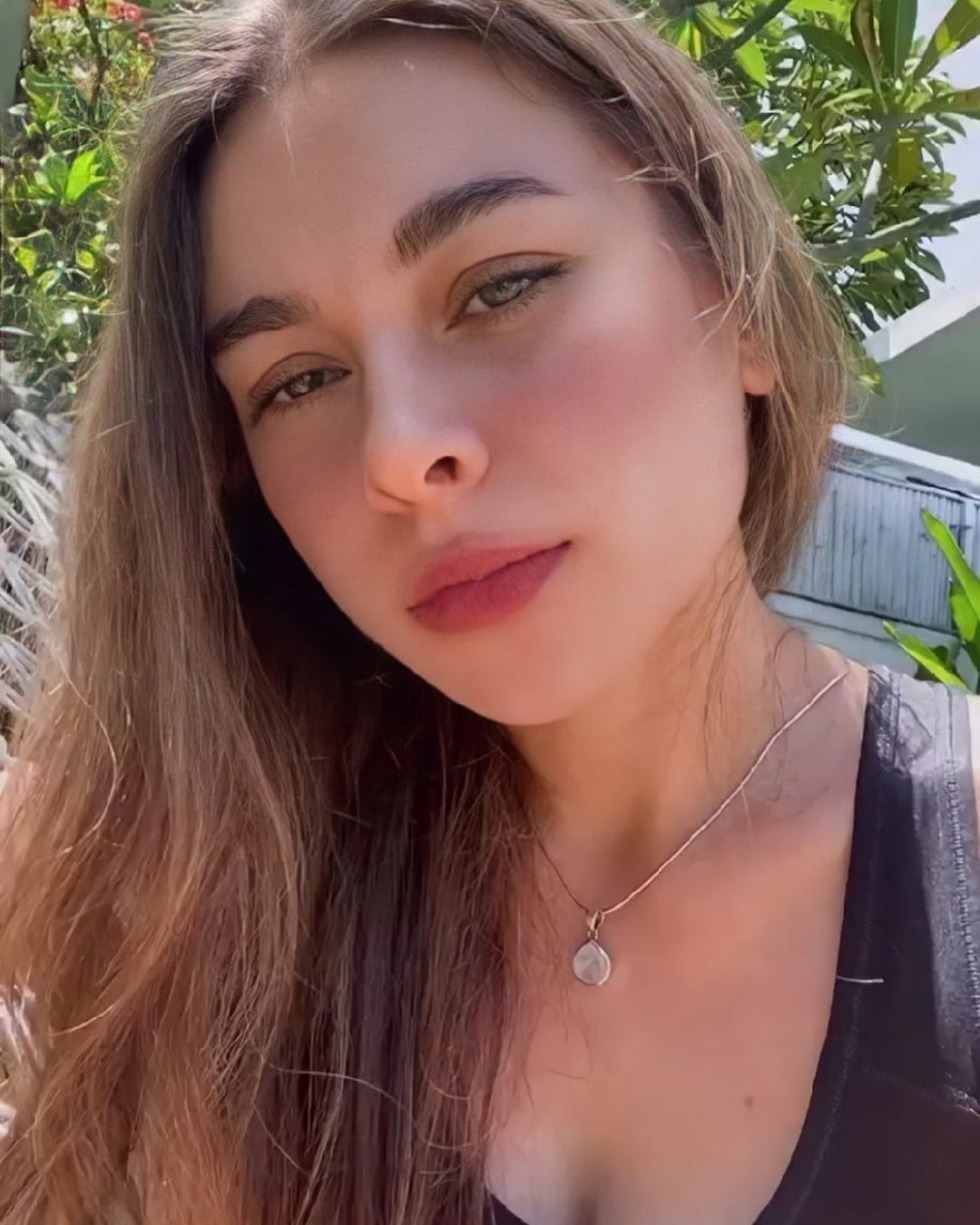 Anastasia Solodkova actress