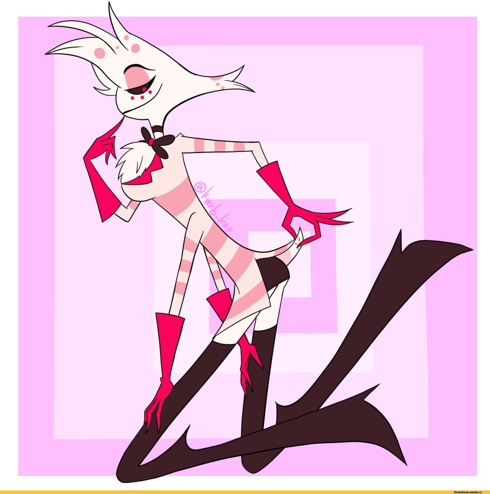 The guy and the girl lie in the KOOOOOSK