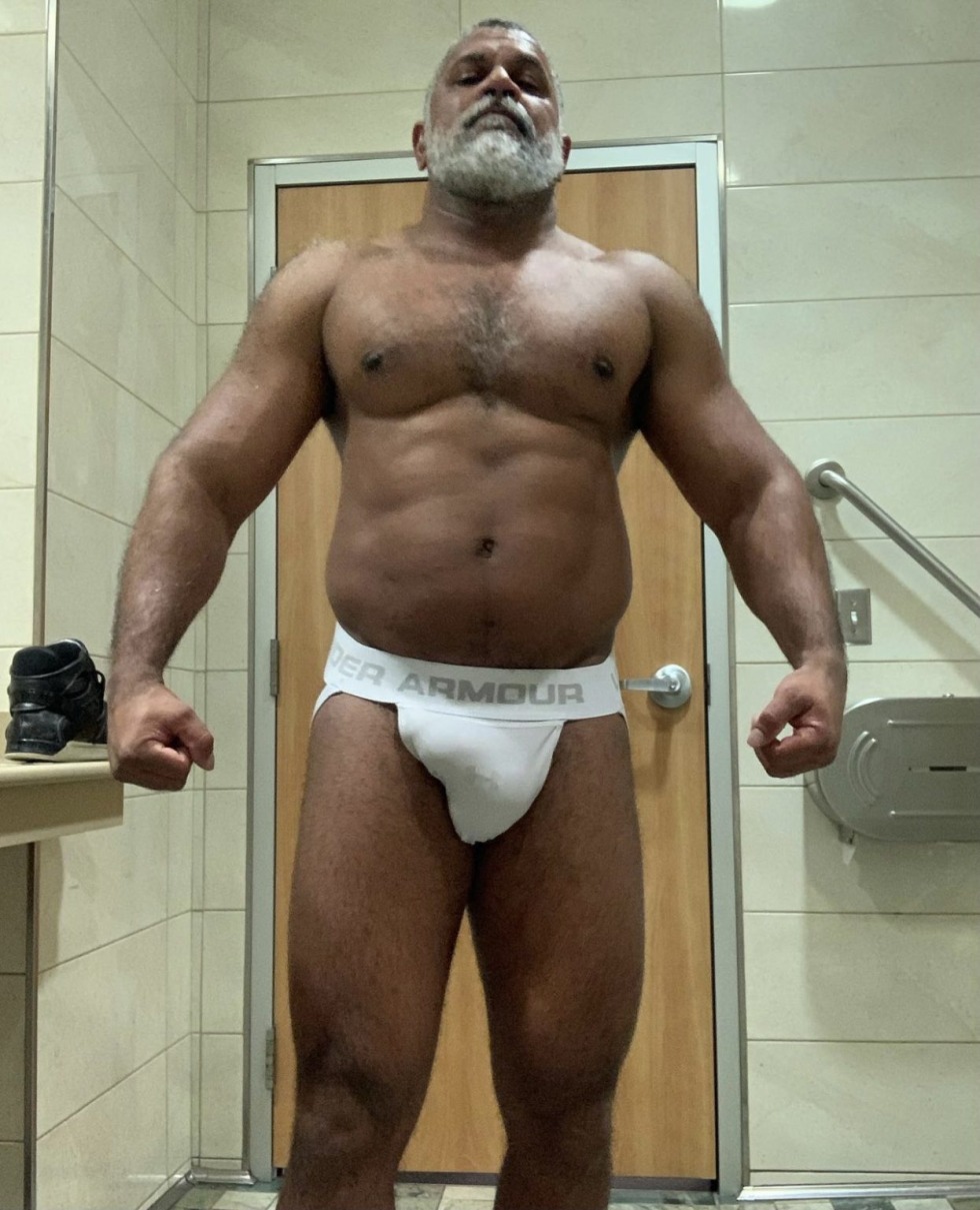 Oksana Okladnikova Putalocura