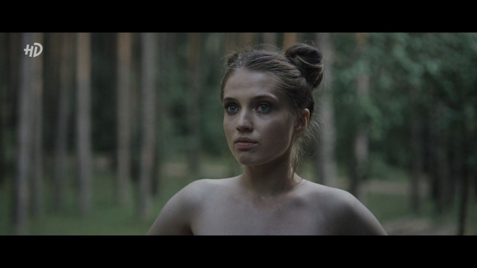 Veronika Mokhirev series Topi