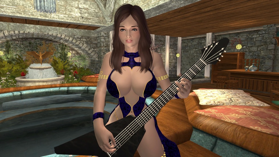 Lucy Pinder Snegurochka 28+