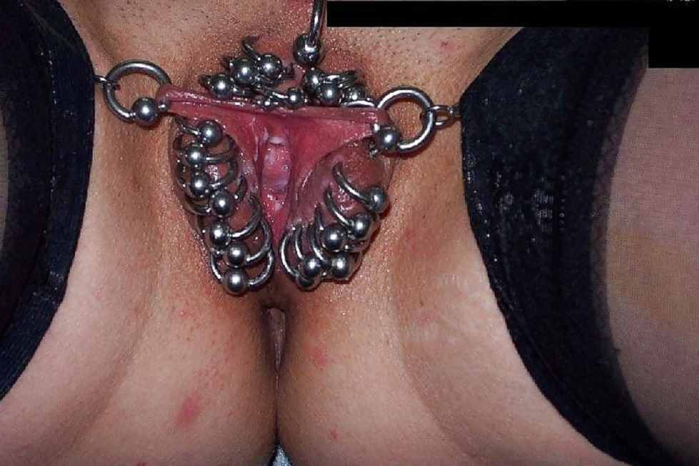 Extreme intimate piercing
