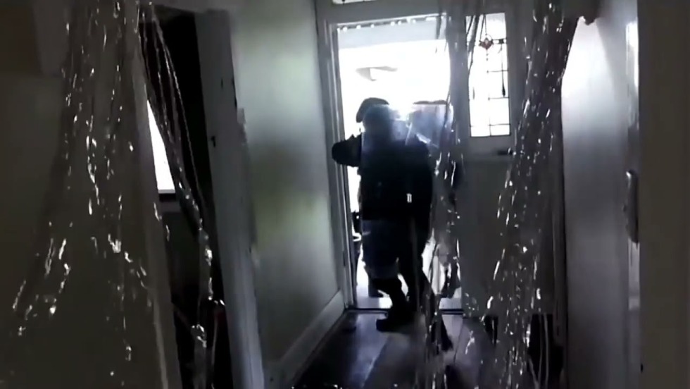 FBI bursts into the house