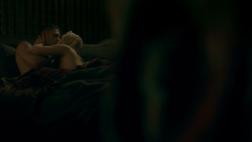 Naked Maude Hirst from the Vikings series 