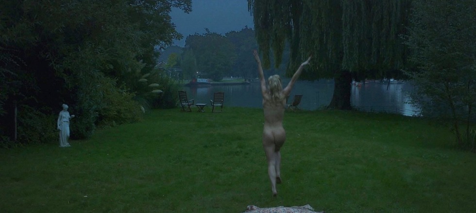 Vanessa Kirby Naked fake