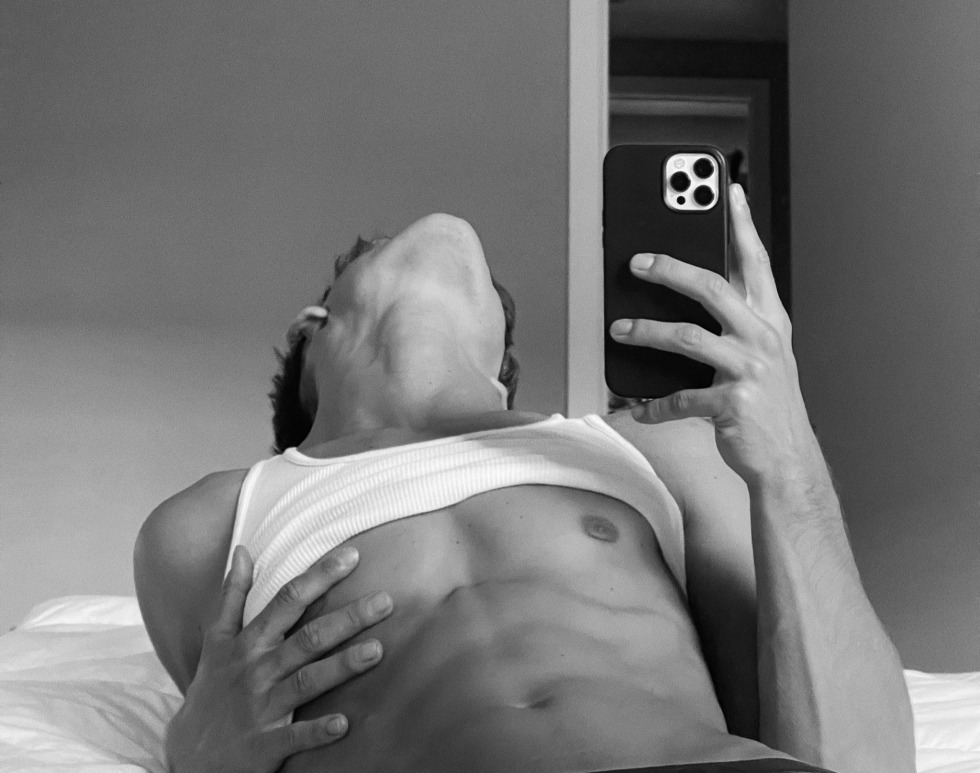 Member Meteus. Krouford is completely naked