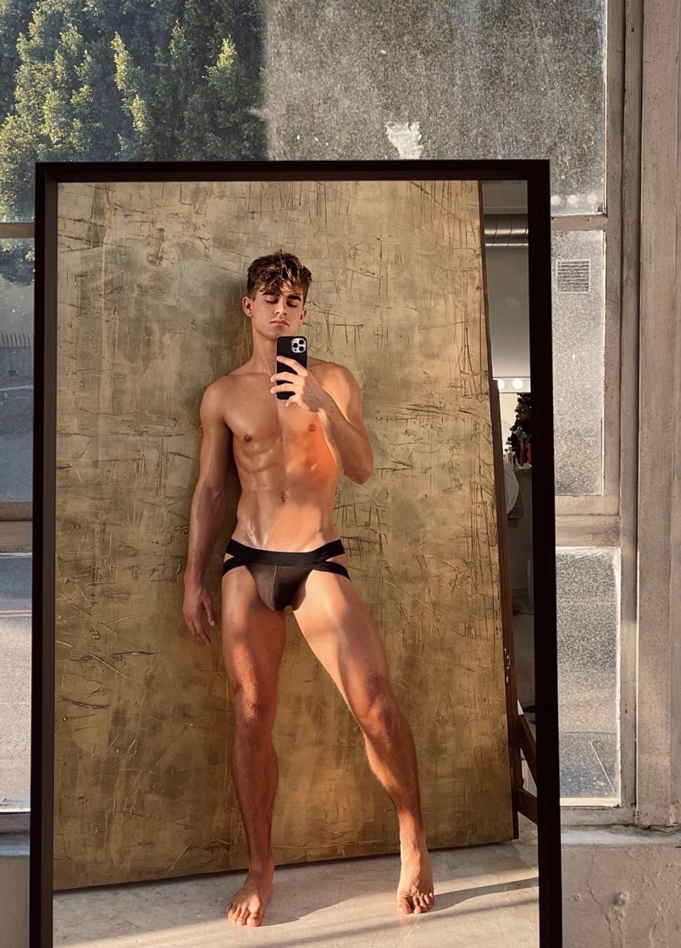 Matthew Crawford model