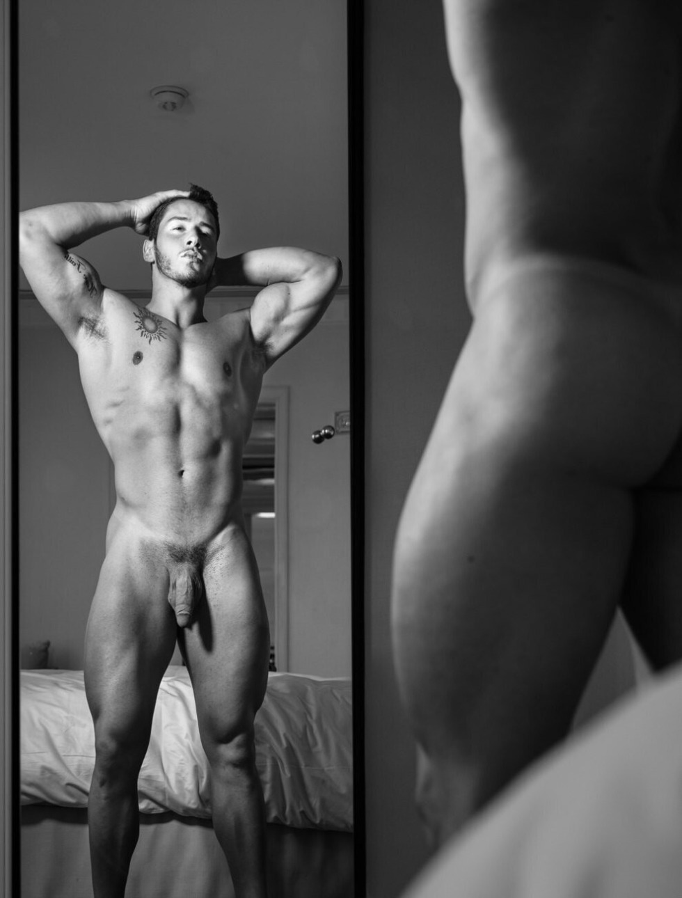 Foto Bedroom Spain Nude Men Buch Dixon John Magnum Fucker