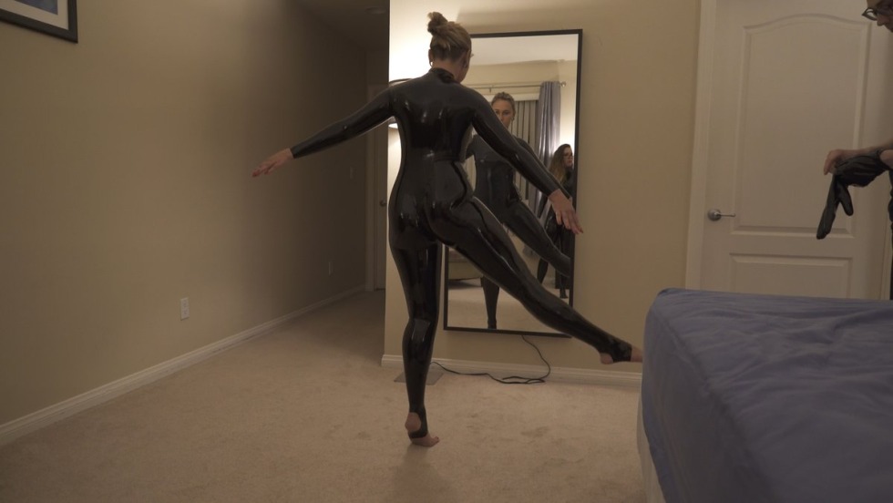 Samantha Grace Latex Bondage