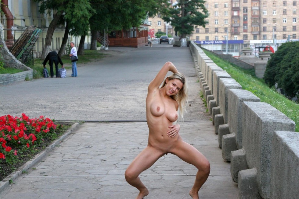 Naked Odessa girls